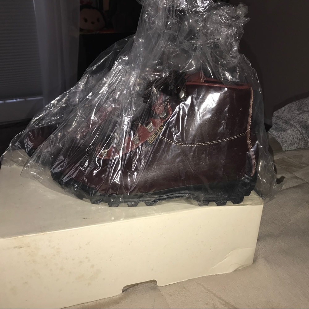 GORE•TEX hiking boots